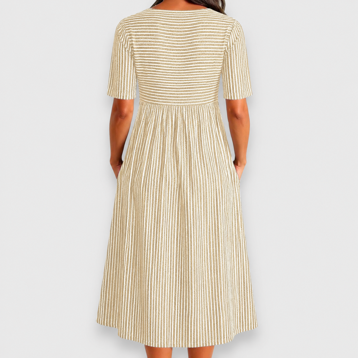 Cecily | Robe midi rayée à boutons et poches