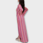 Elina – Robe longue à col en V, esprit vacances
