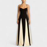 Ember - Élégance classique : robe longue trapèze à pans de tulle