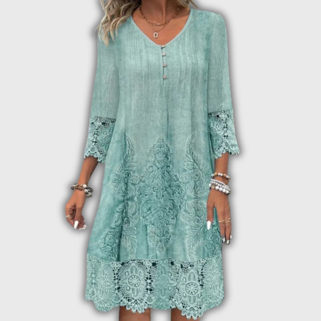 Evelyn – Robe élégante en dentelle à col en V