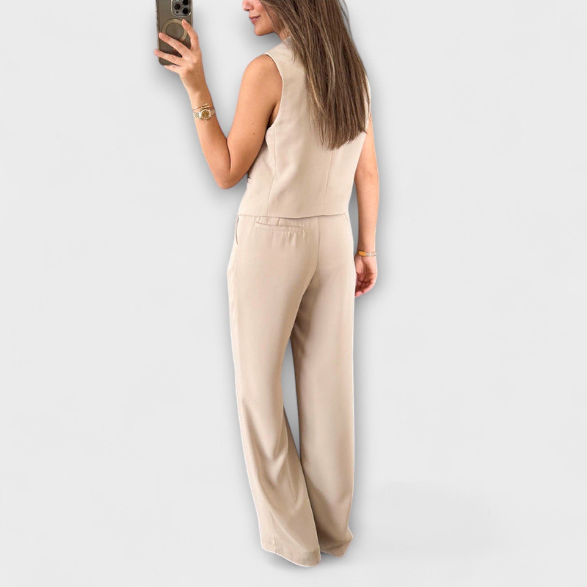 Hazel - Ensemble deux pièces gilet uni col en V et pantalon