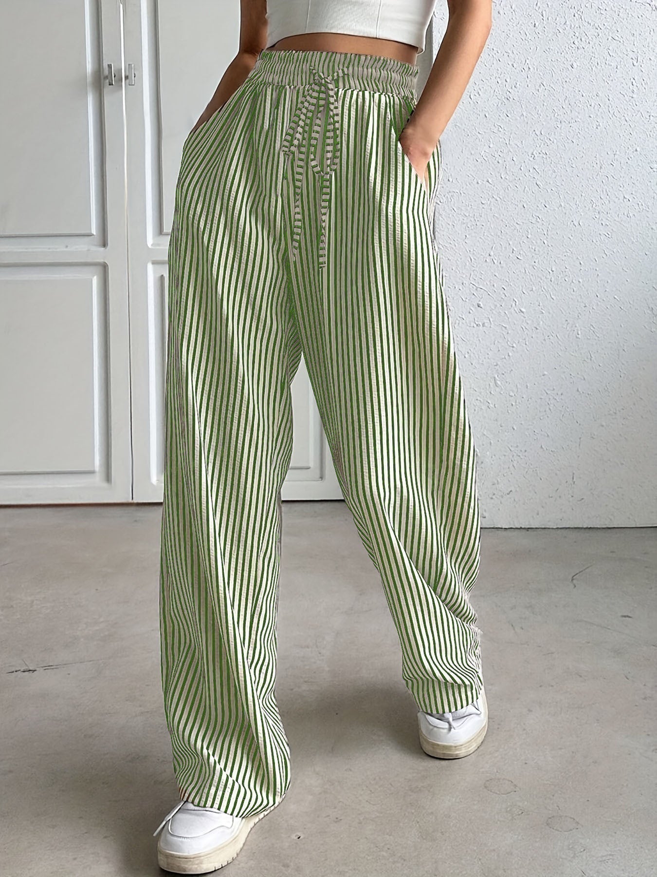 Hollis – Pantalon rayé à jambe large