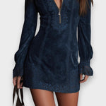 Jane | Robe courte en suédine bleue avec dentelle