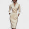 Kate | Robe noire raffinée à ceinture et col mao