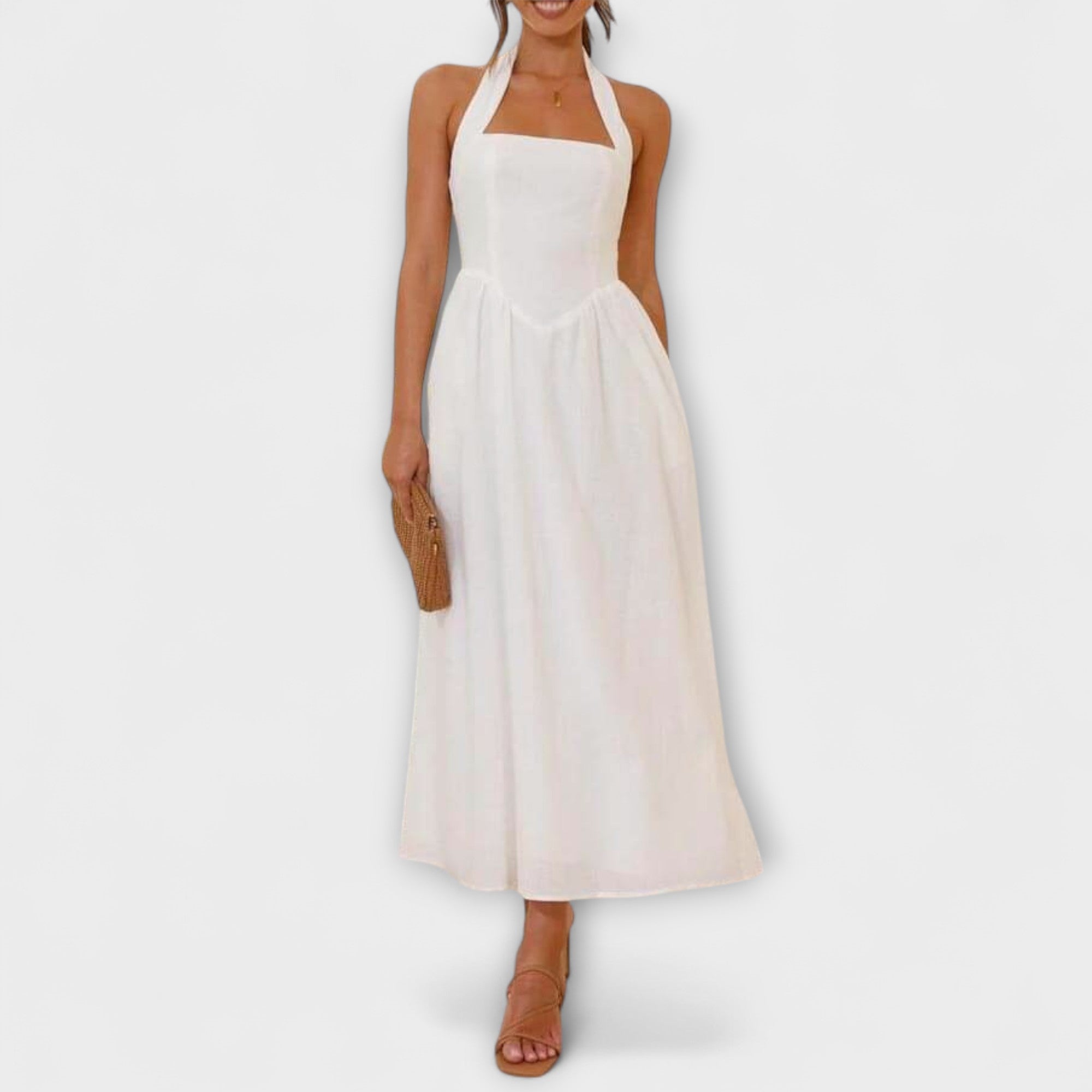 Lydia - Robe mi-longue noire à col halter et détail taille
