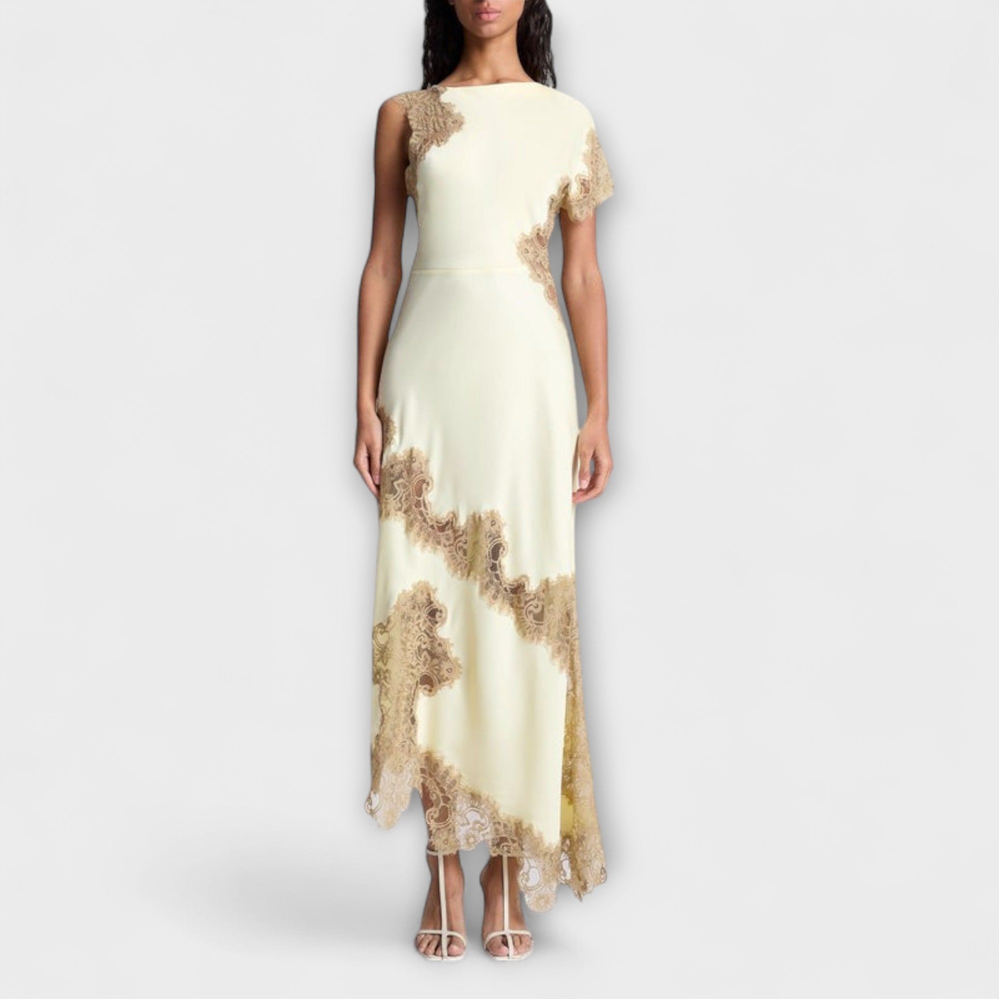 Margaret - Robe longue en satin à touches de dentelle