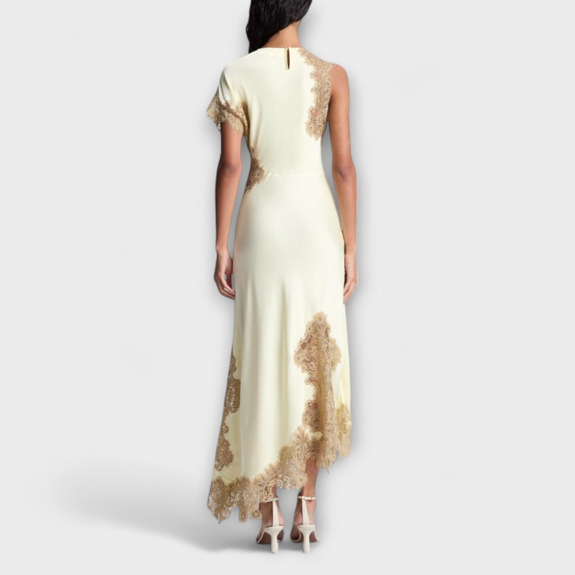 Margaret - Robe longue en satin à touches de dentelle