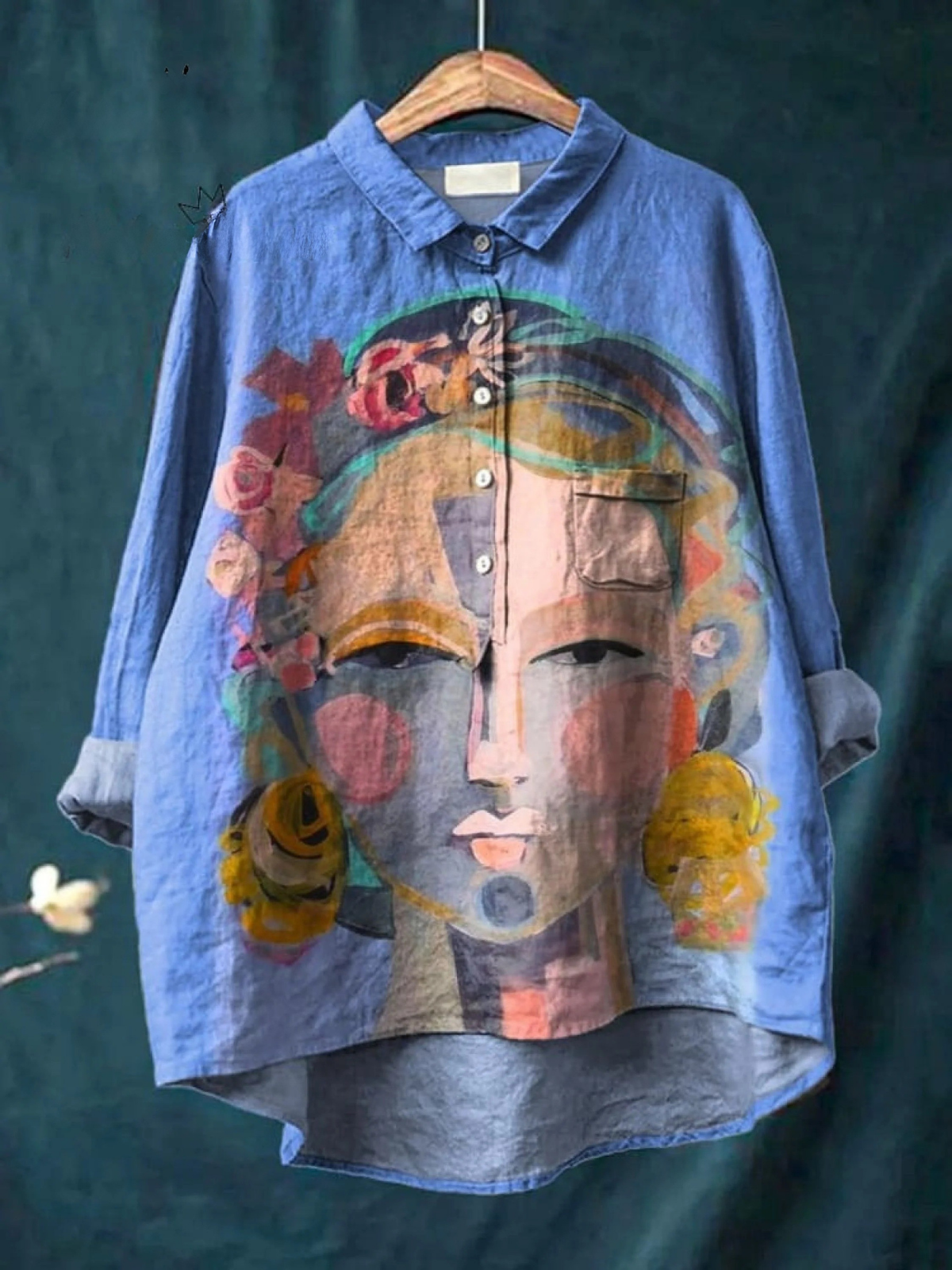 Martha | Blouse décontractée à imprimé portrait de Frida façon peinture à l'huile