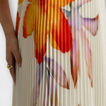 Michelle - Robe longue décolleté cœur fleurie orange
