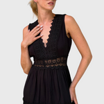 Ninfea | Robe midi sans manches bohème à détails en dentelle