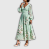 Odelia – Robe midi fleurie à la silhouette fluide