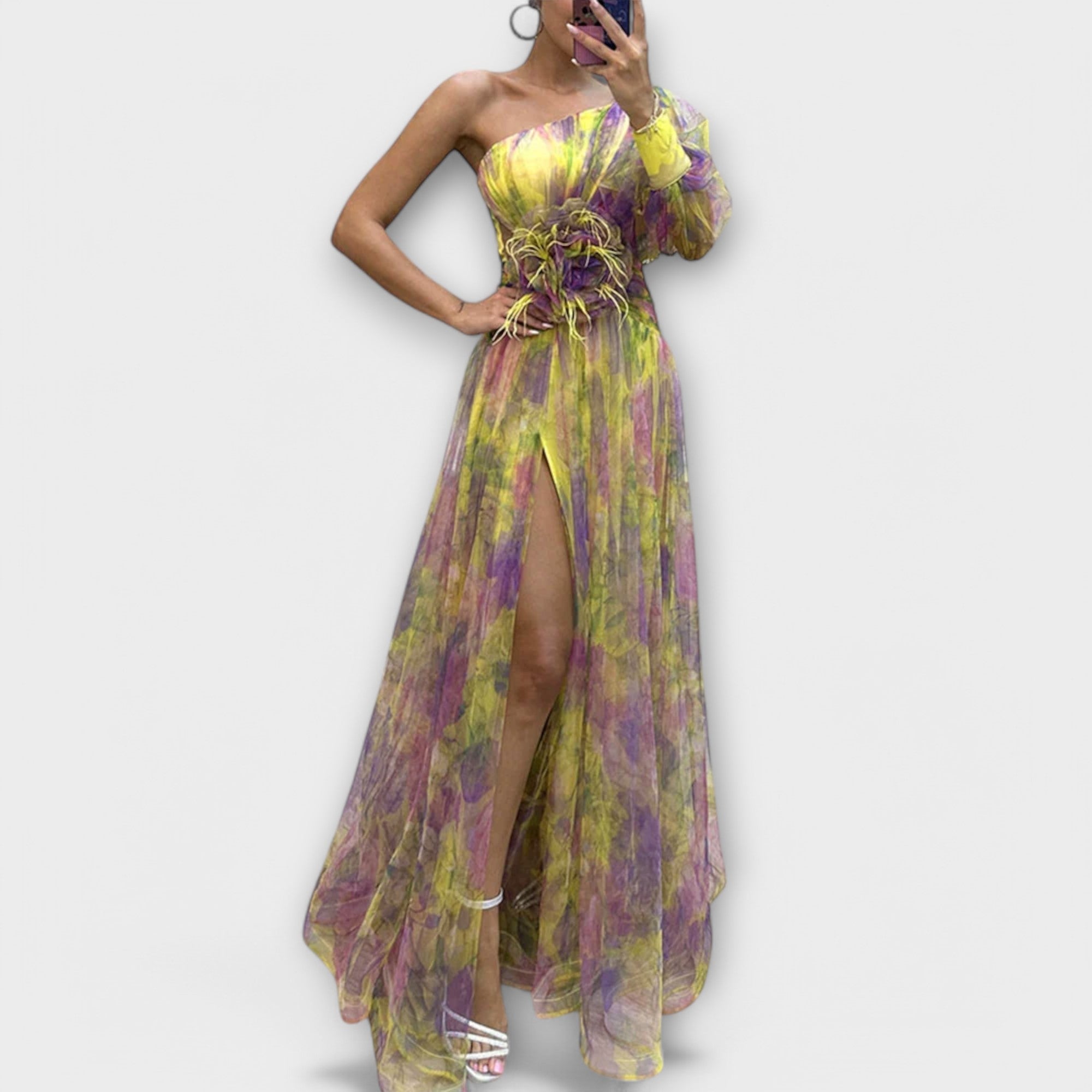 Robe de soirée élégante à bretelle asymétrique et coupe ajustée