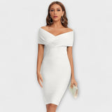 Robe élégante à col en V