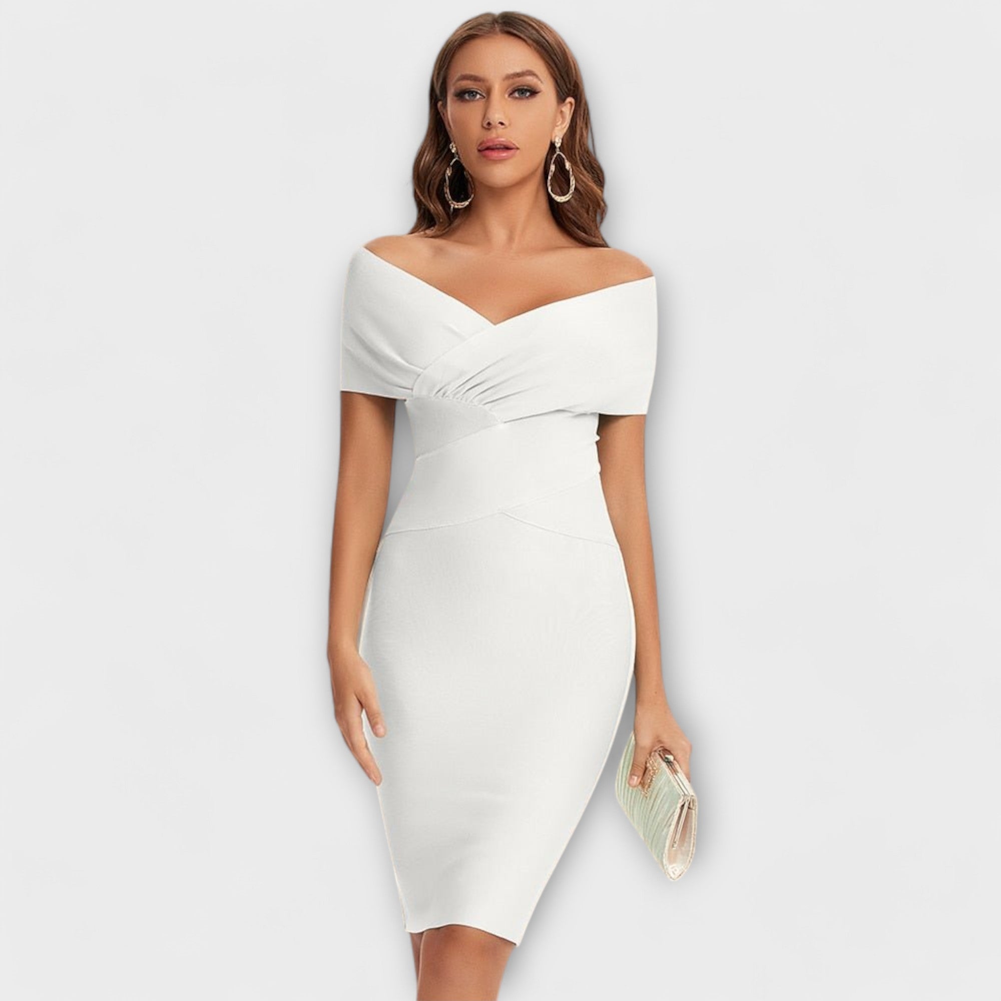 Robe élégante à col en V