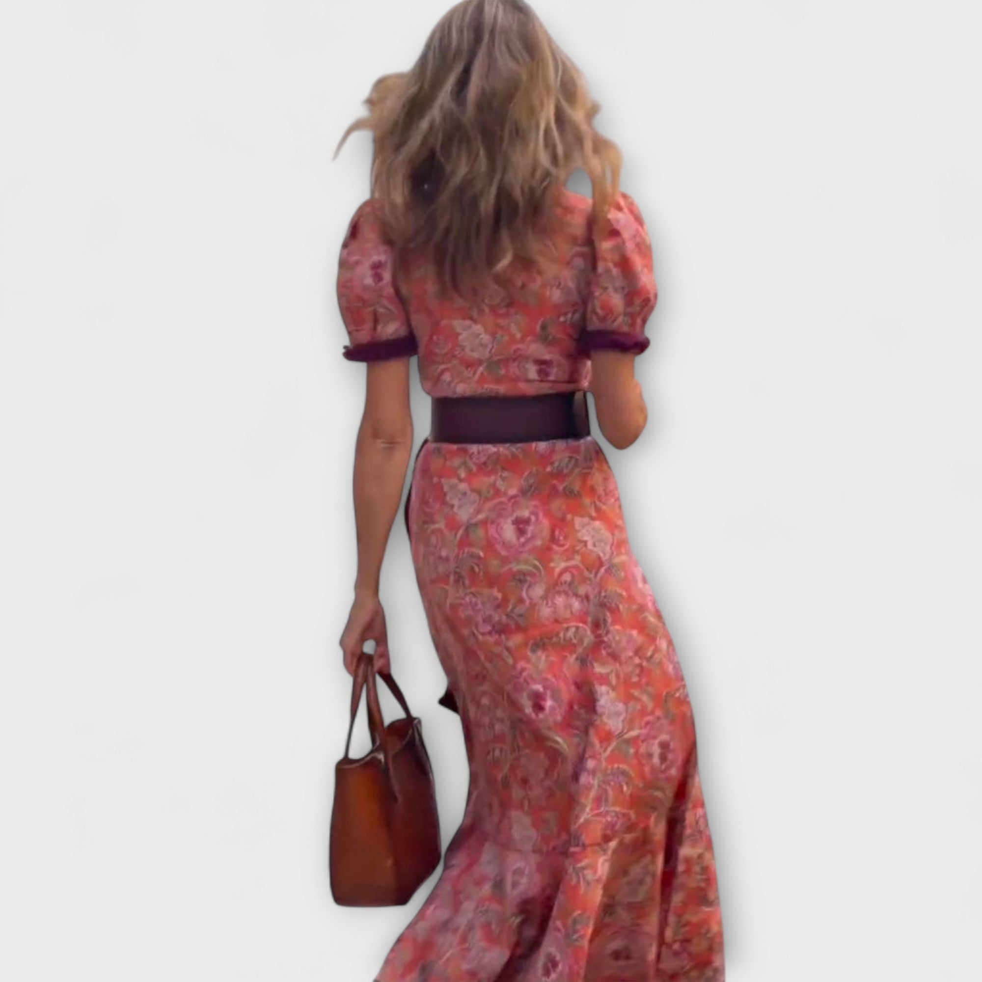 Robe longue rose élégante à manches courtes