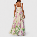 Rosalind | Robe longue en chiffon fleuri plissé avec ceinture