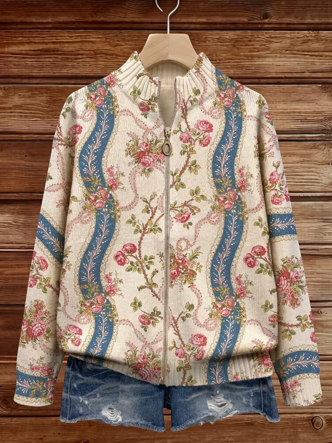 Sabine | Cardigan à motif de roses grimpantes