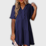 SHAILA – Robe courte décontractée à encolure en V et volant